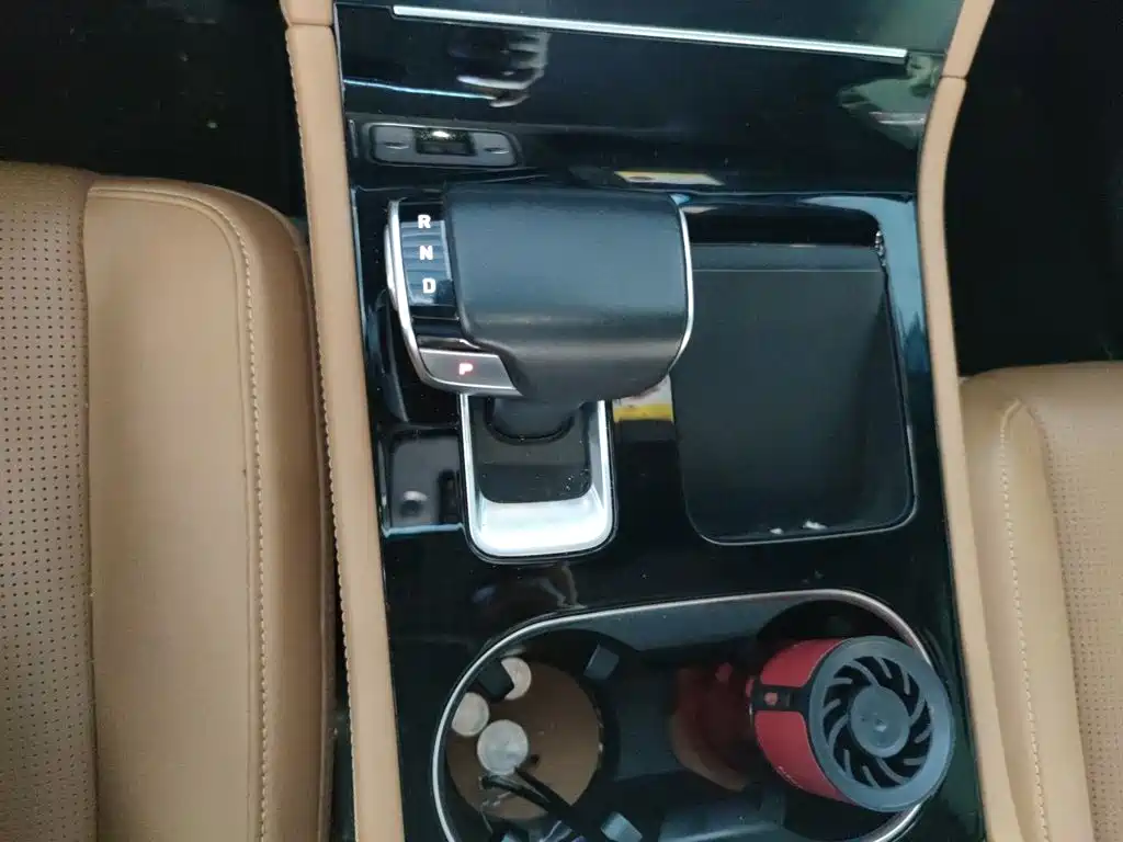 Li Auto Li ONE — миниатюра 10