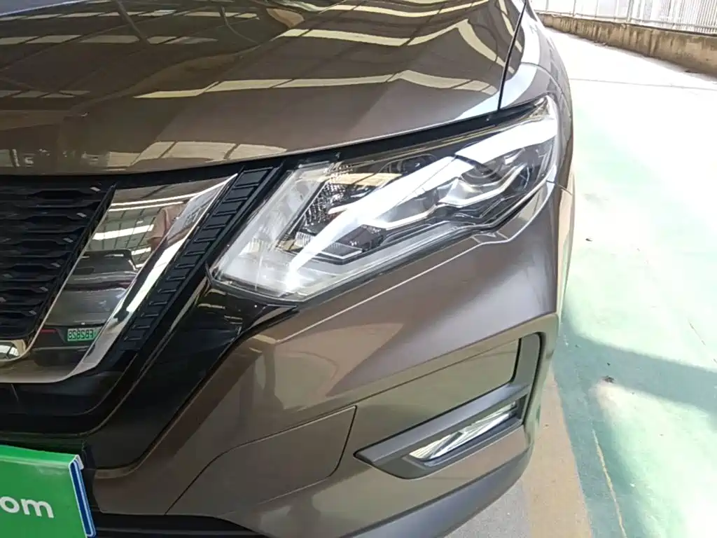 Nissan X-Trail — миниатюра 24