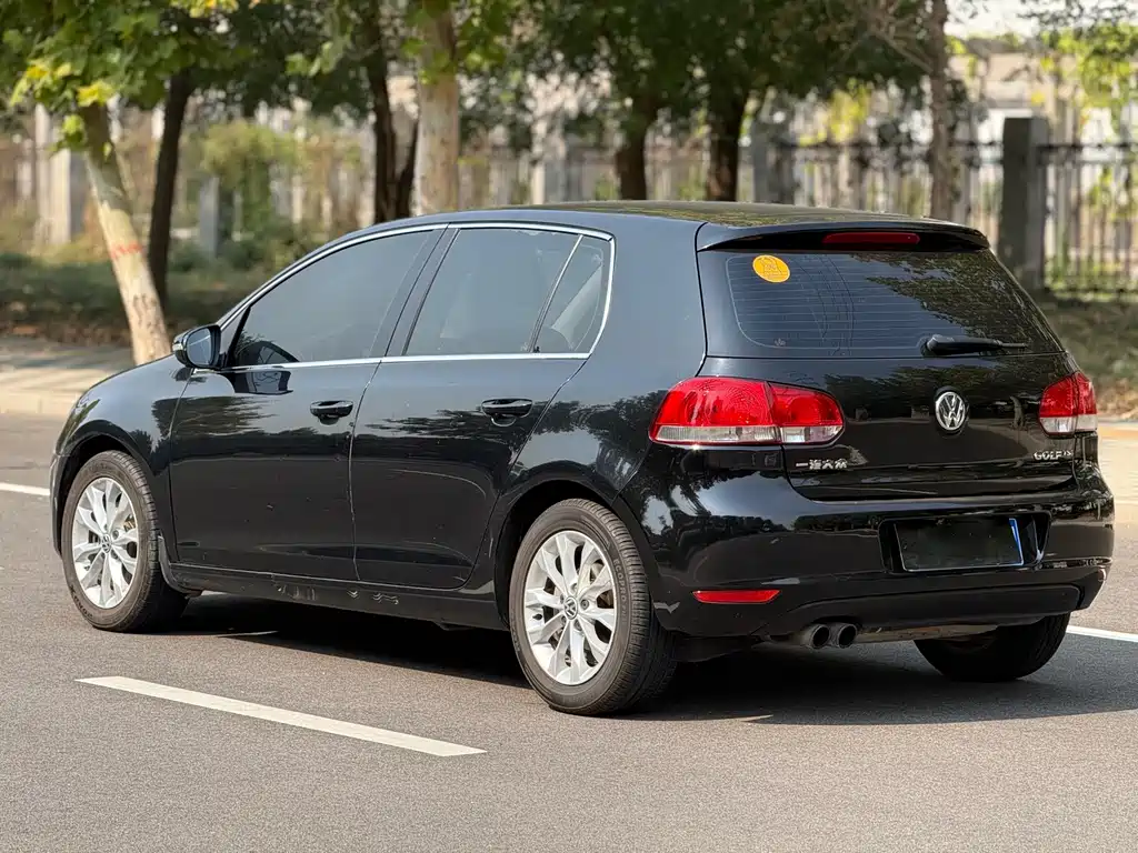 Volkswagen Golf — миниатюра 4
