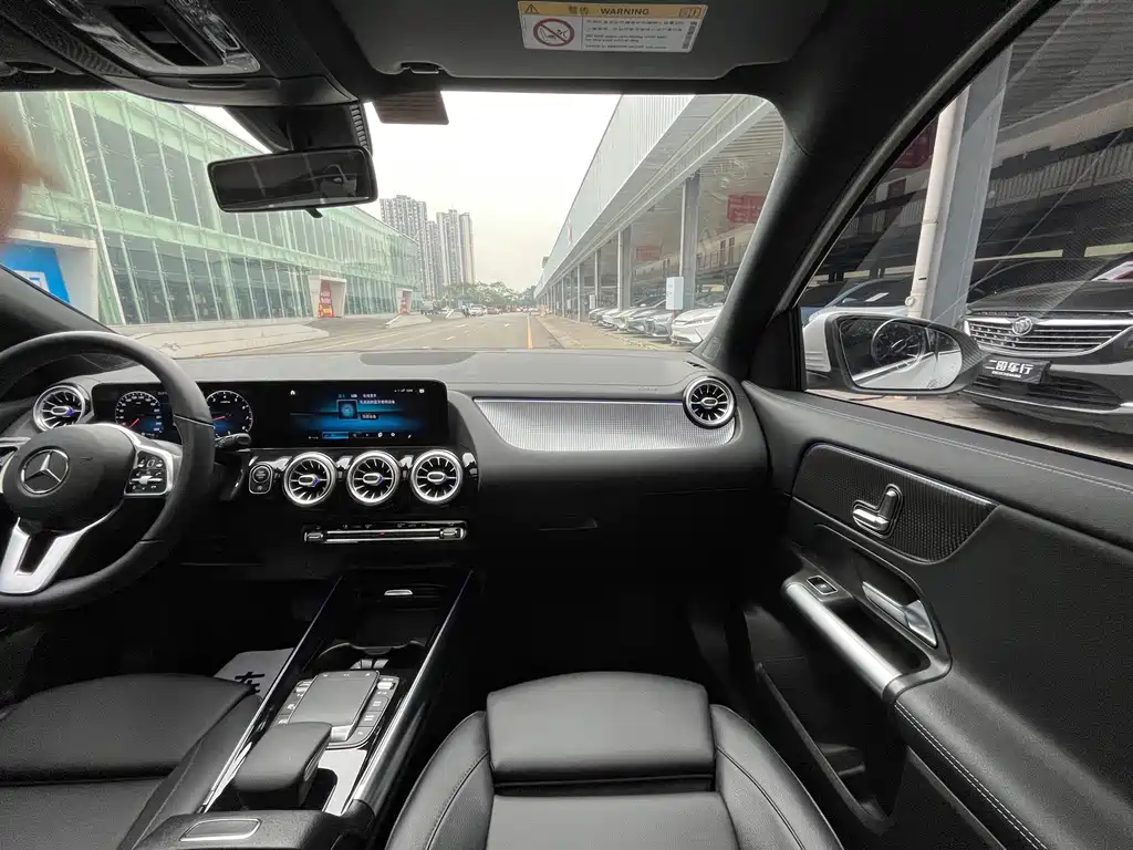 Mercedes-Benz GLA — миниатюра 11