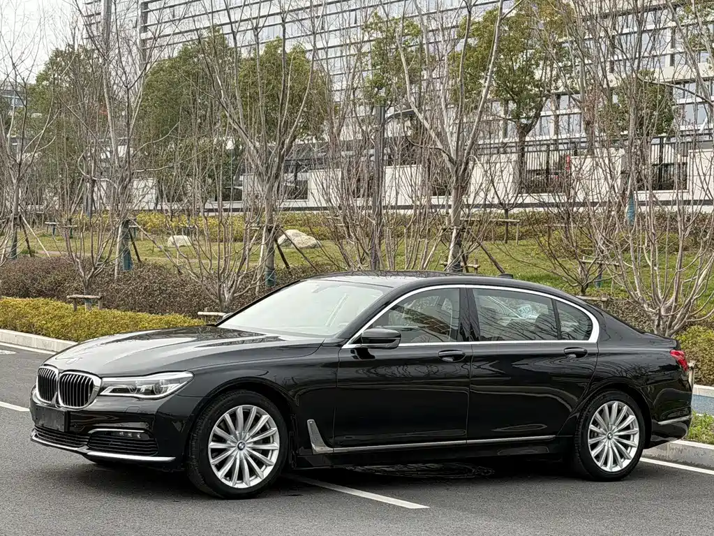 BMW 7 Series 2016