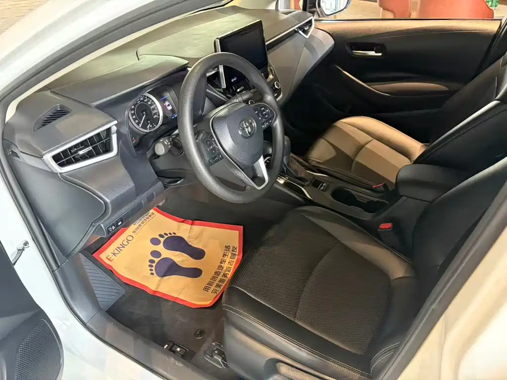 Toyota Corolla — миниатюра 7