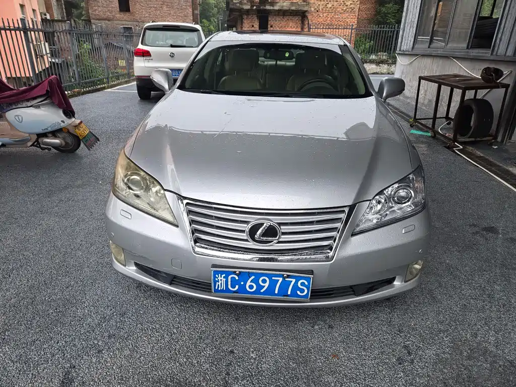Lexus ES — миниатюра 2
