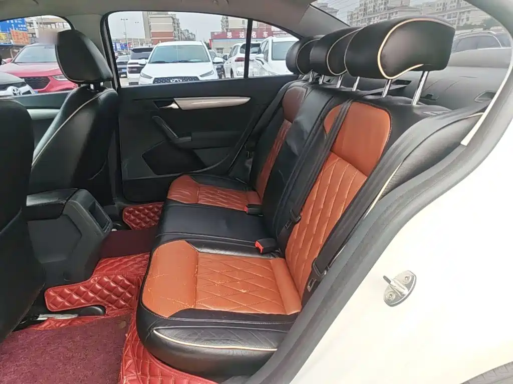 Volkswagen Lavida — миниатюра 17