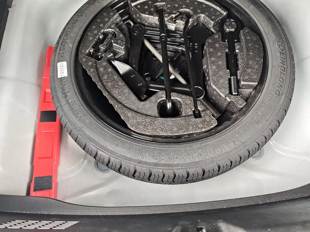 GEELY AUTOMOBILE EMGRAND