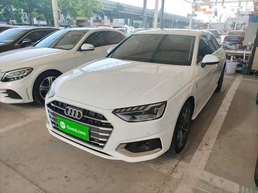 Audi A4L 2021