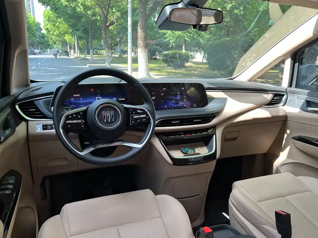 Buick GL8 Hybrid — миниатюра 12