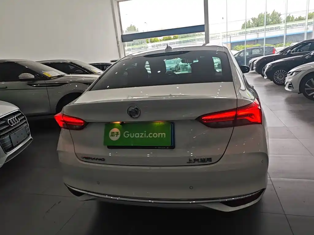 Buick Verano — миниатюра 6