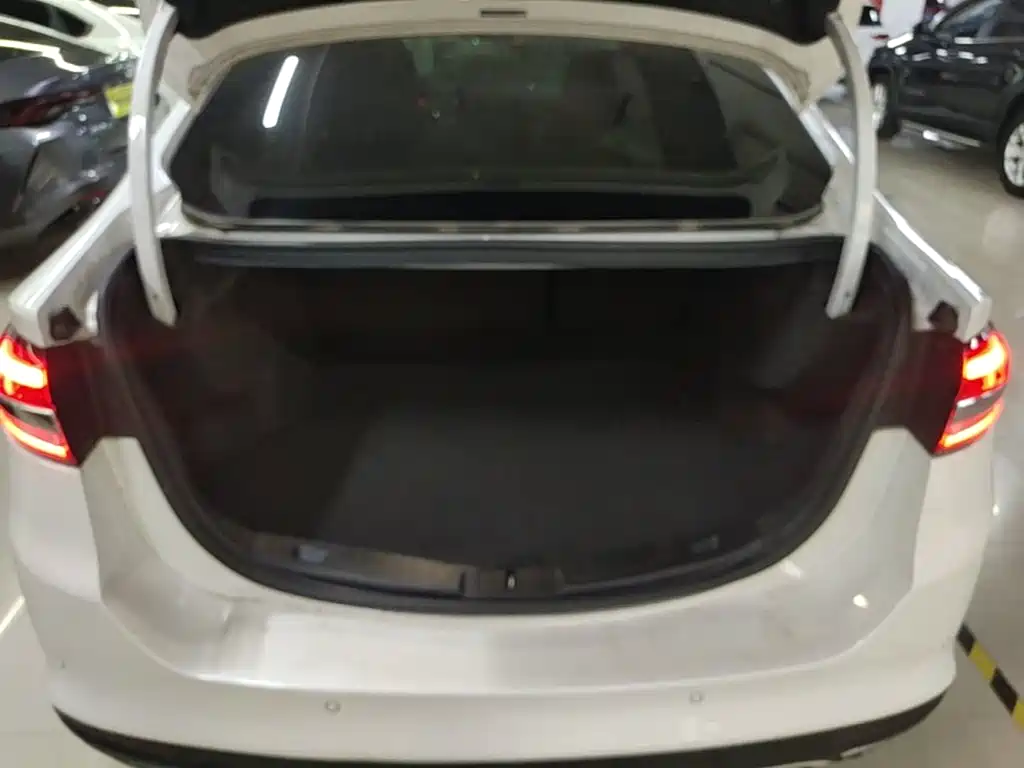 Ford Mondeo — миниатюра 19