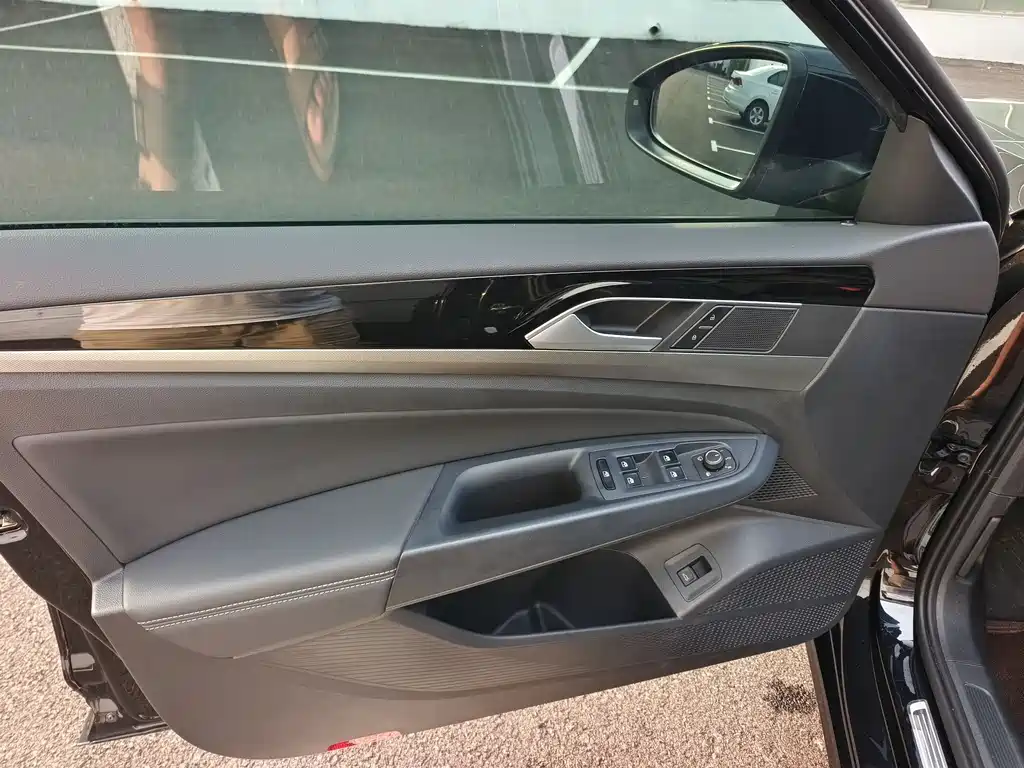 Volkswagen Passat 2026 330TSI Elite