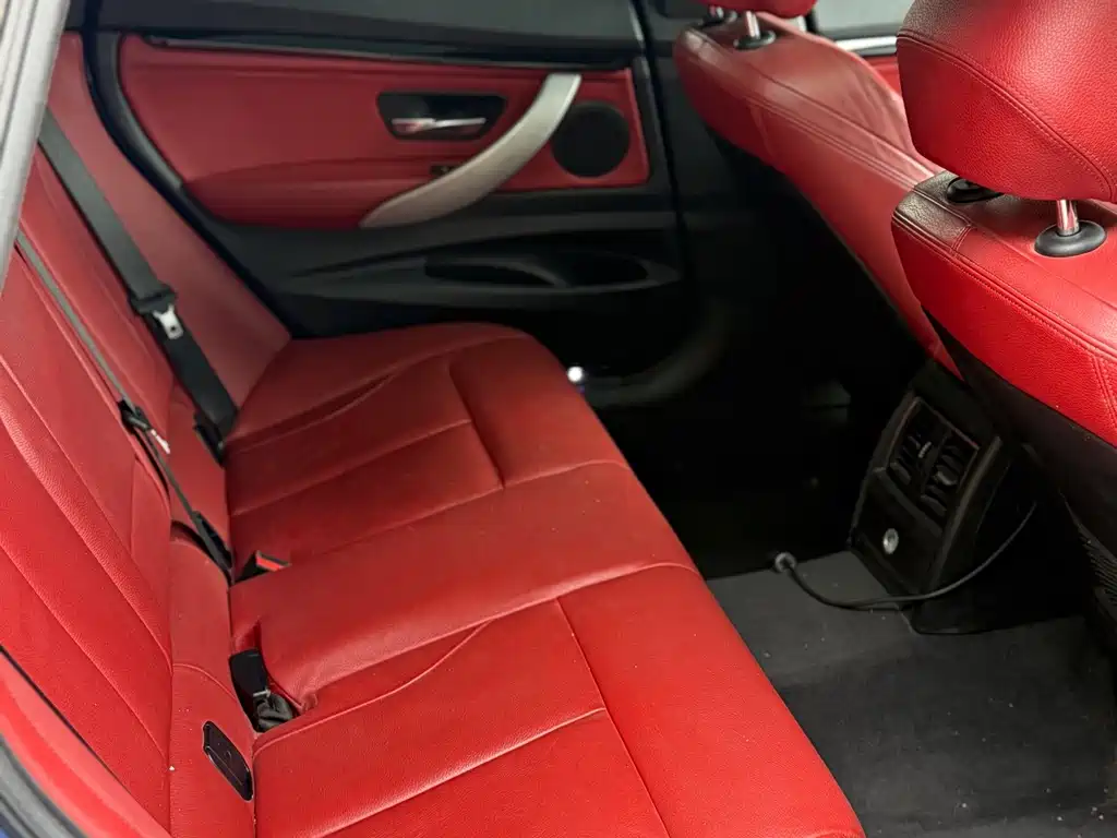 BMW 3 Series GT — миниатюра 10