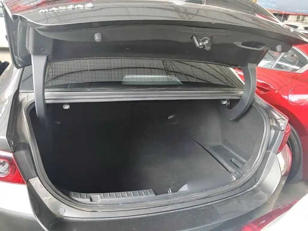 Mazda 3 Axela — миниатюра 19