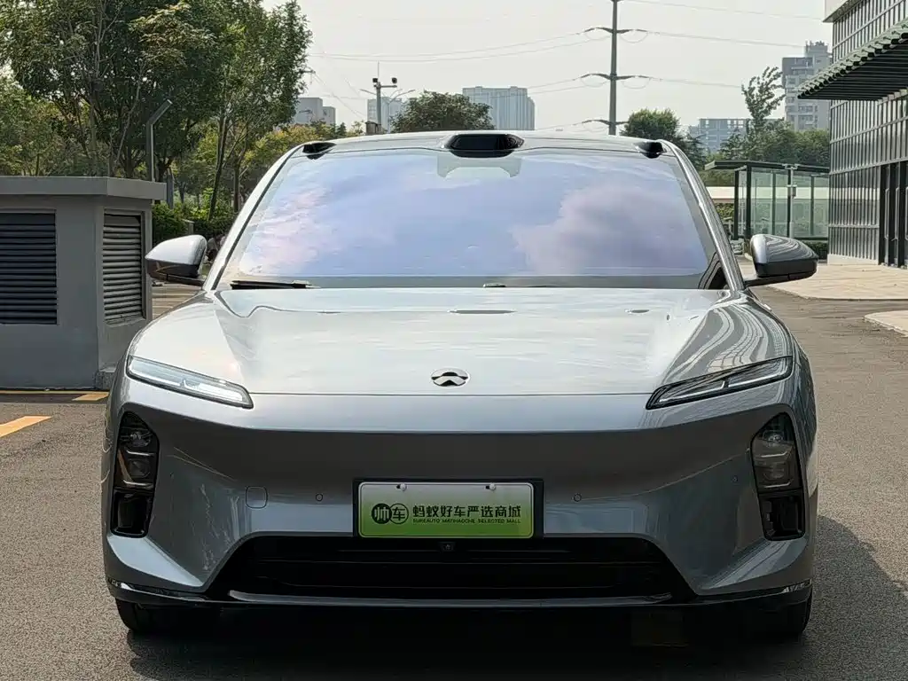 NIO ET5 — миниатюра 2