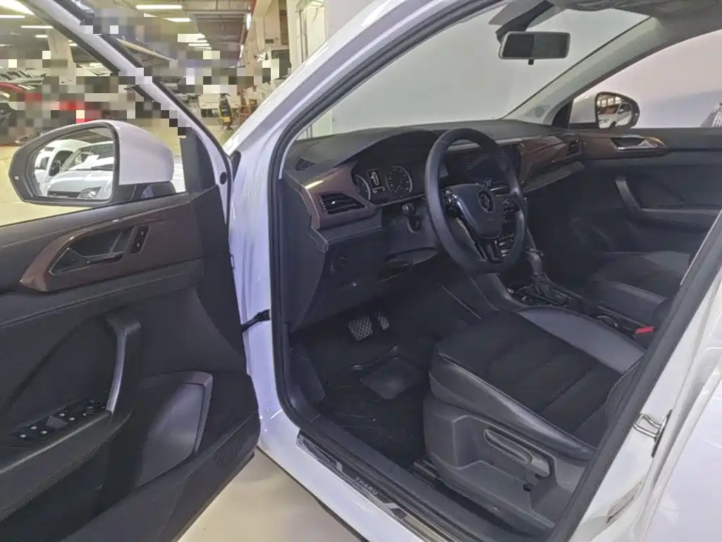 Volkswagen Tharu — миниатюра 16