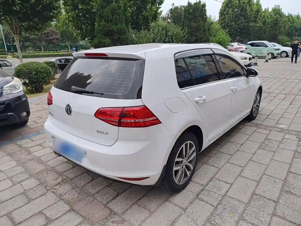 Volkswagen Golf — миниатюра 7
