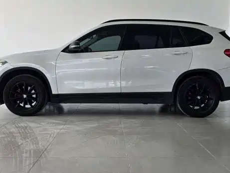 BMW X1 — миниатюра 7