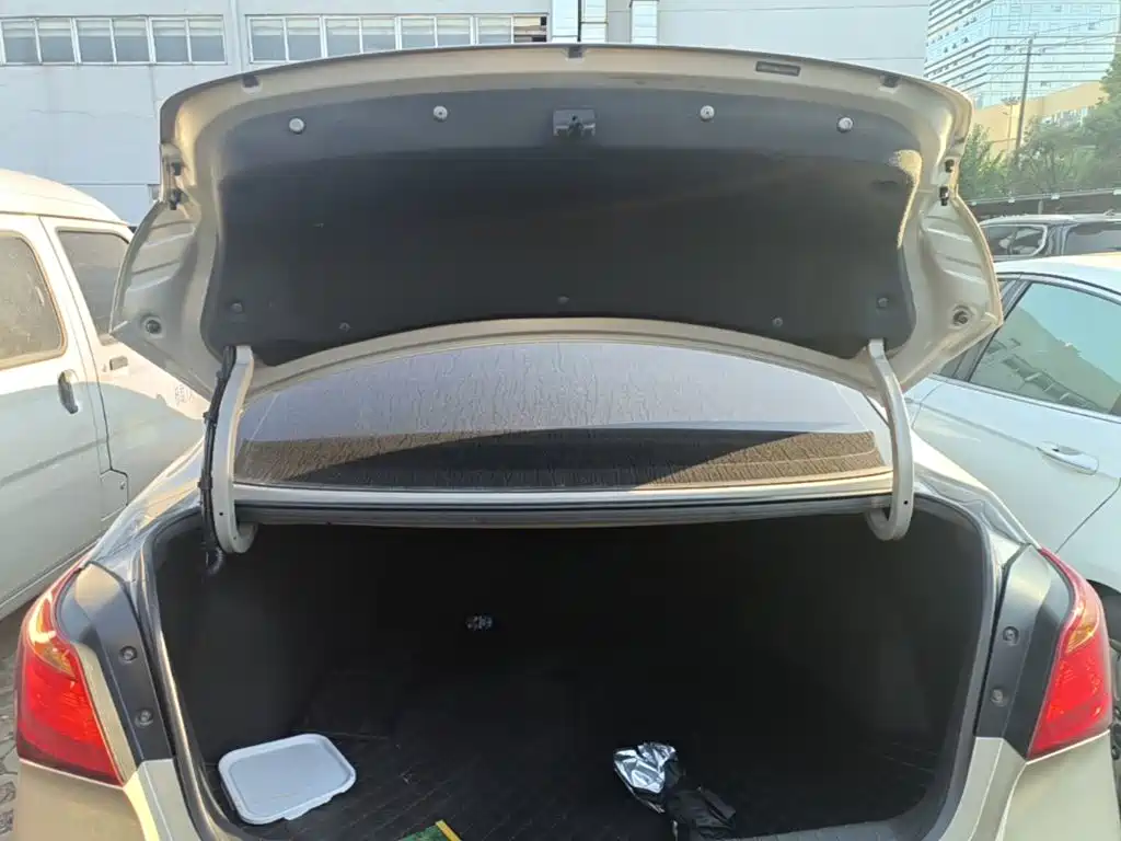 Hyundai Mistra — миниатюра 19