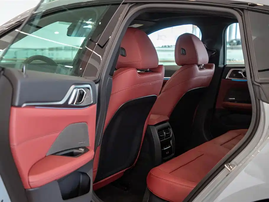 BMW 4 Series — миниатюра 14