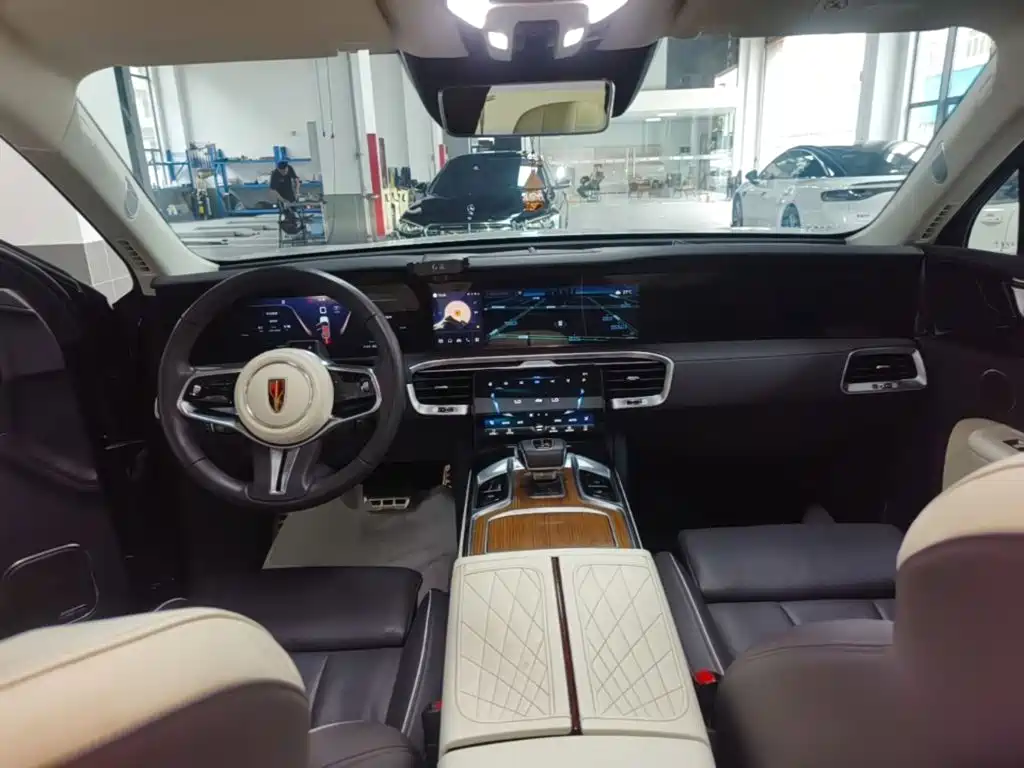 Hongqi Hongqi E-HS9 — миниатюра 10