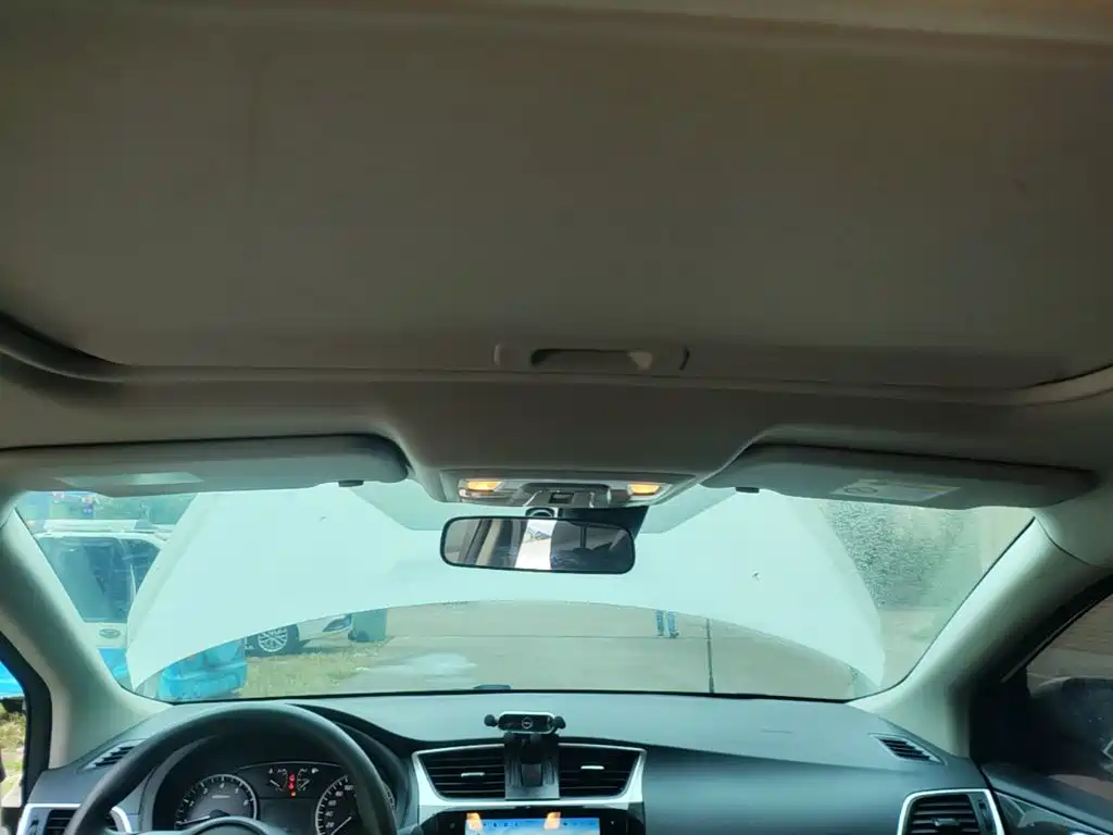 Nissan Sylphy — миниатюра 18