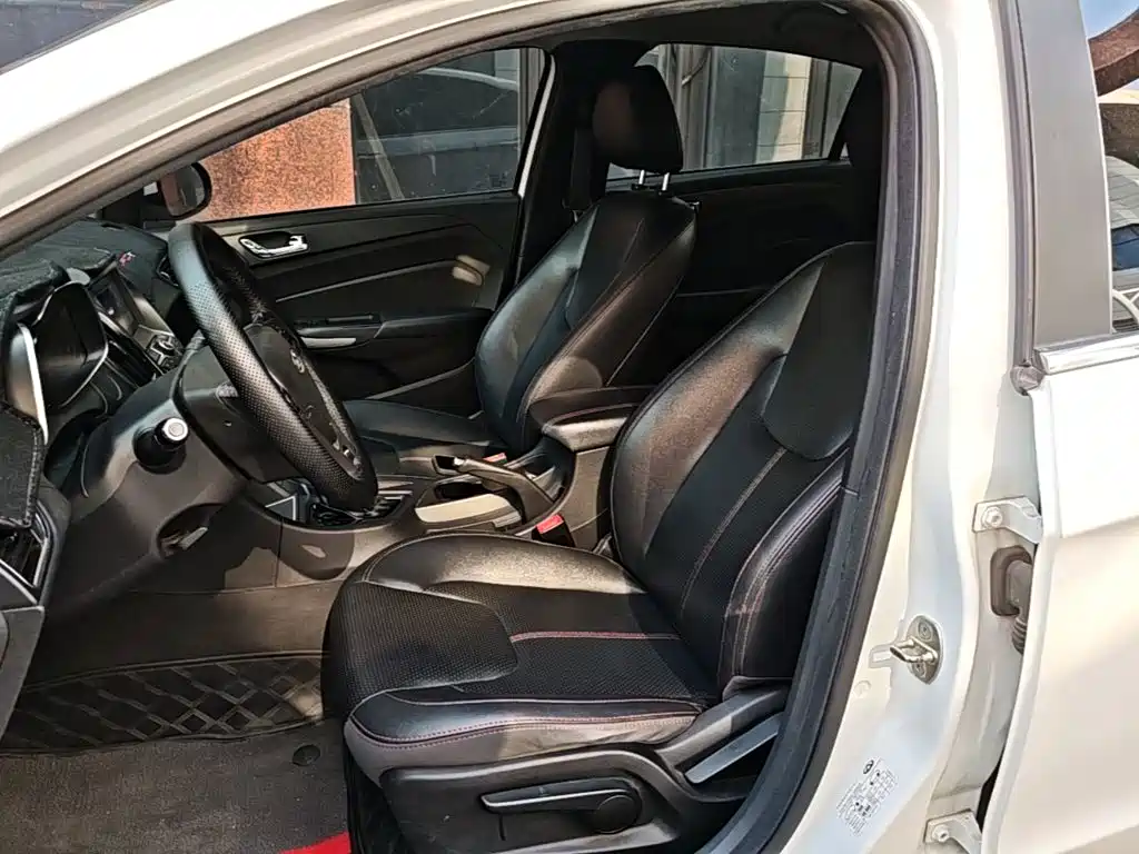 Chery Arrizo 5 — миниатюра 15