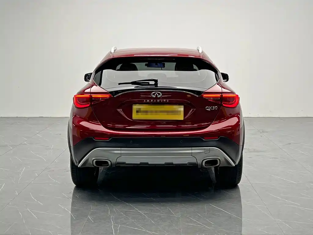 Infiniti QX30 — миниатюра 5