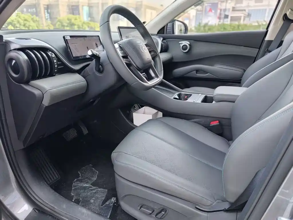 BYD Yuan Plus — миниатюра 5