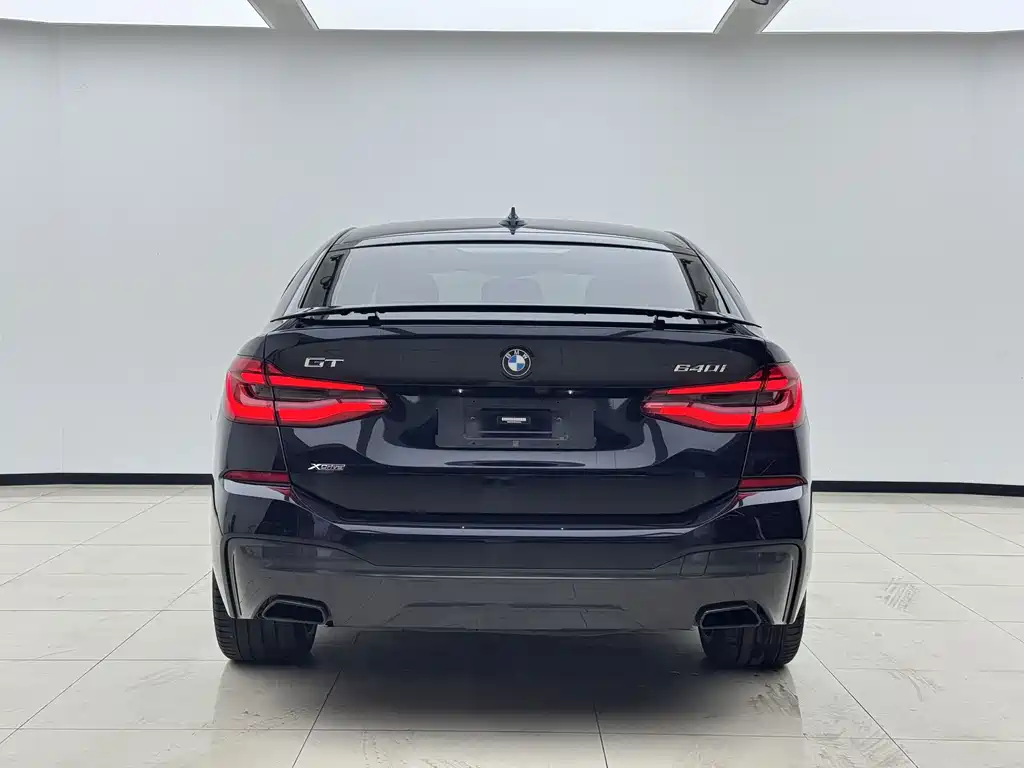 BMW 6 Series GT — миниатюра 8