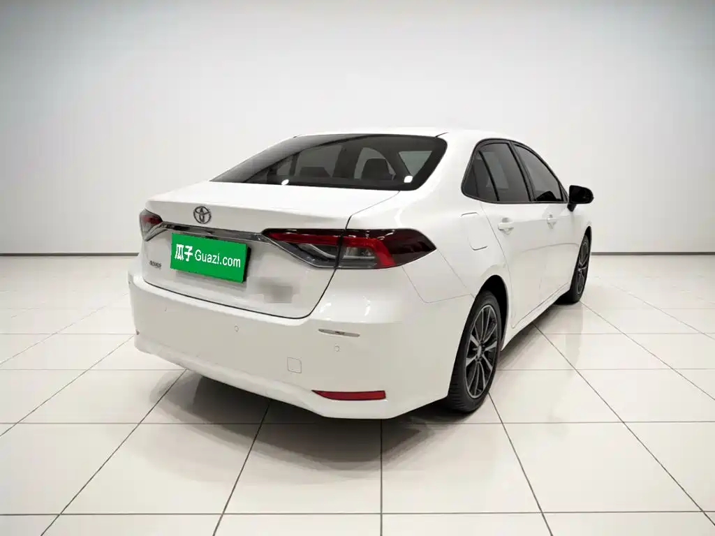 Toyota Corolla — миниатюра 4