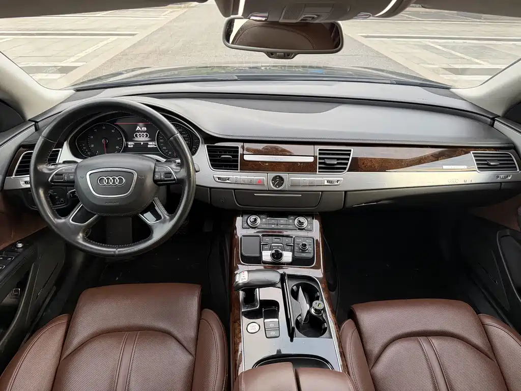 Audi A8 — миниатюра 9