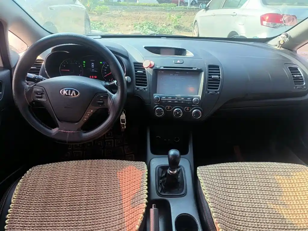Kia K3 — миниатюра 10