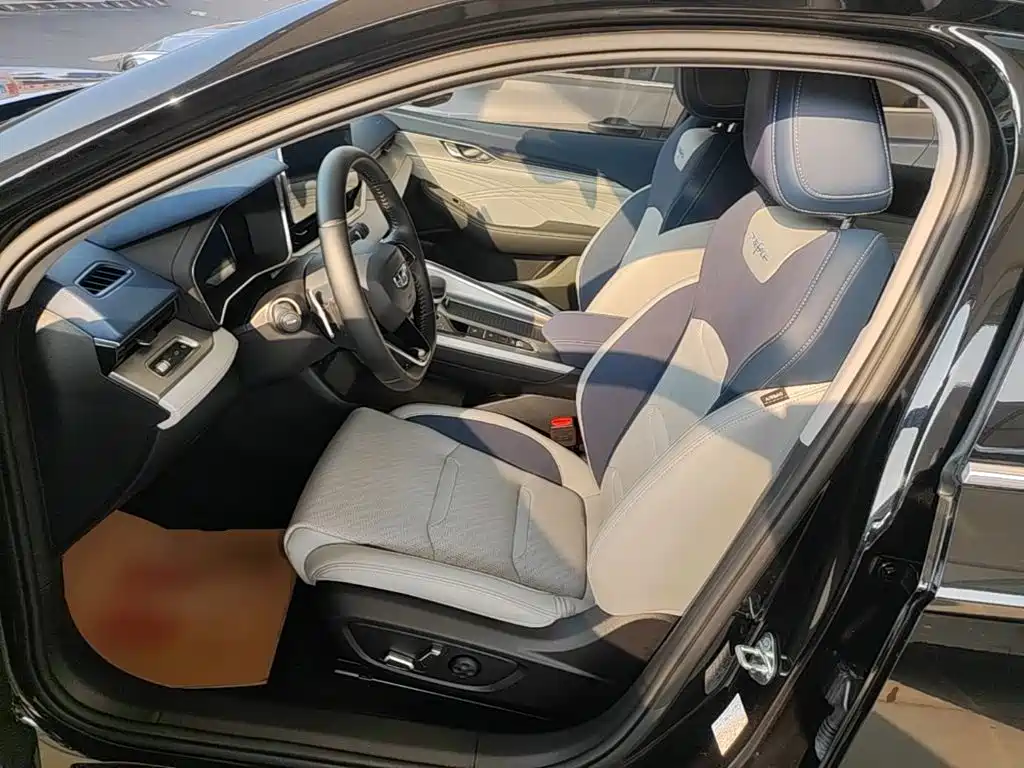 Geely Xingrui — миниатюра 15