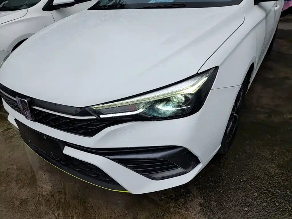 Roewe i5 — миниатюра 24