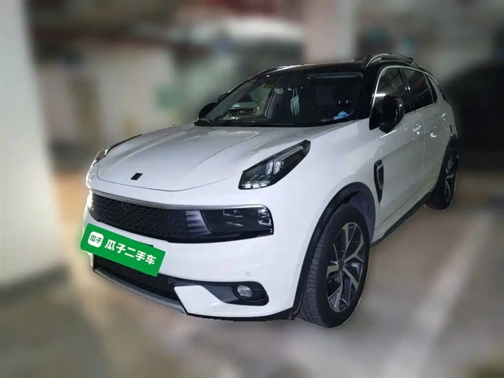 Lynk & Co 01 EM-P 2018
