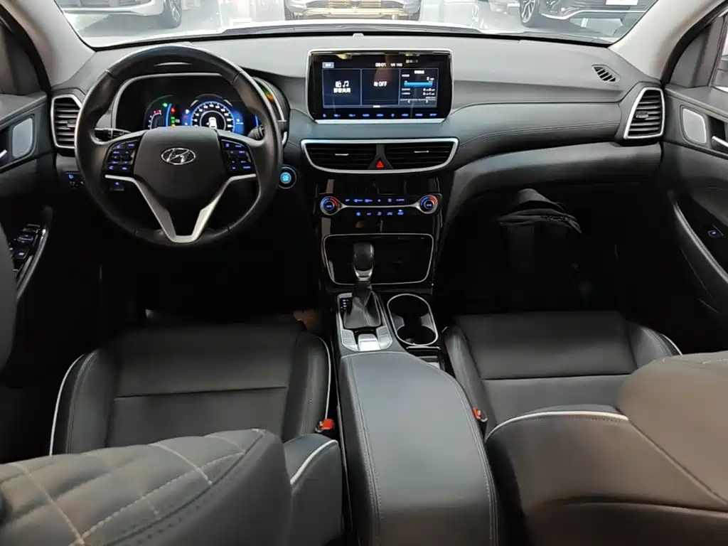 Hyundai Tucson — миниатюра 10