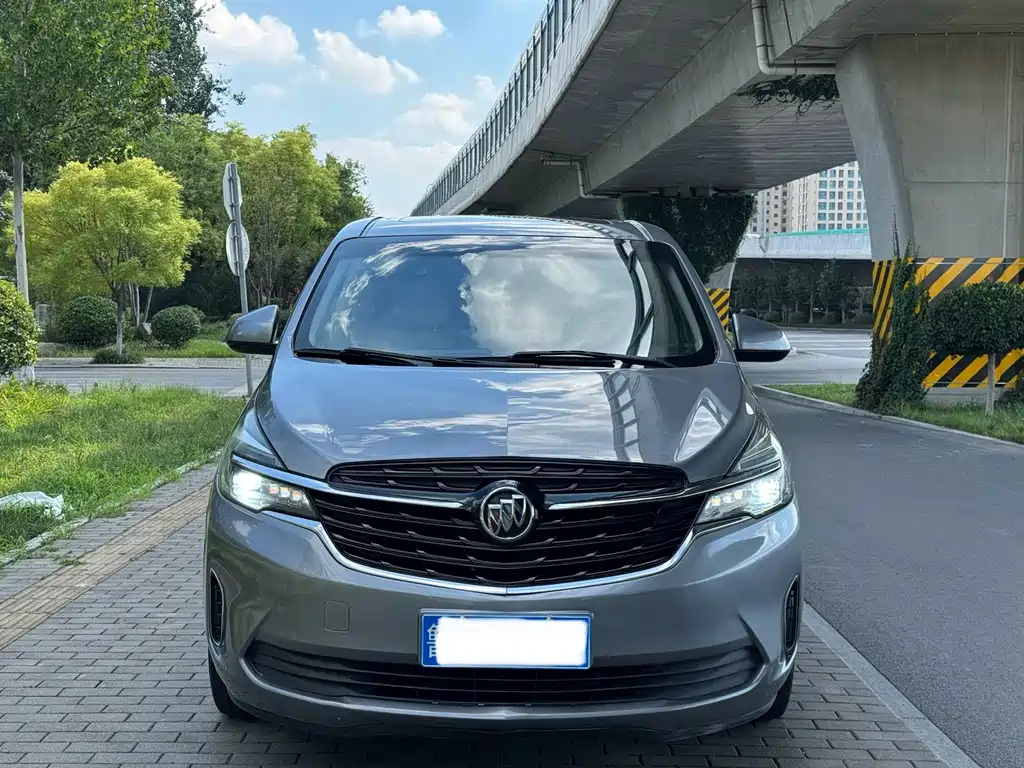 Buick GL8 — миниатюра 2