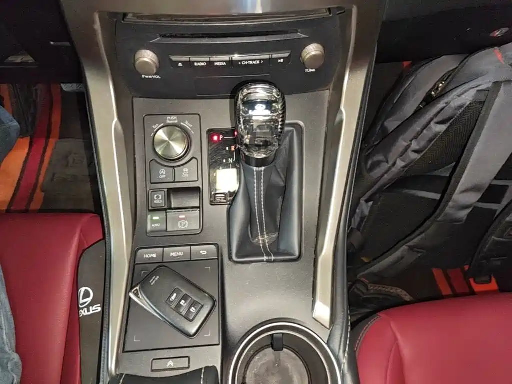 Lexus NX — миниатюра 14
