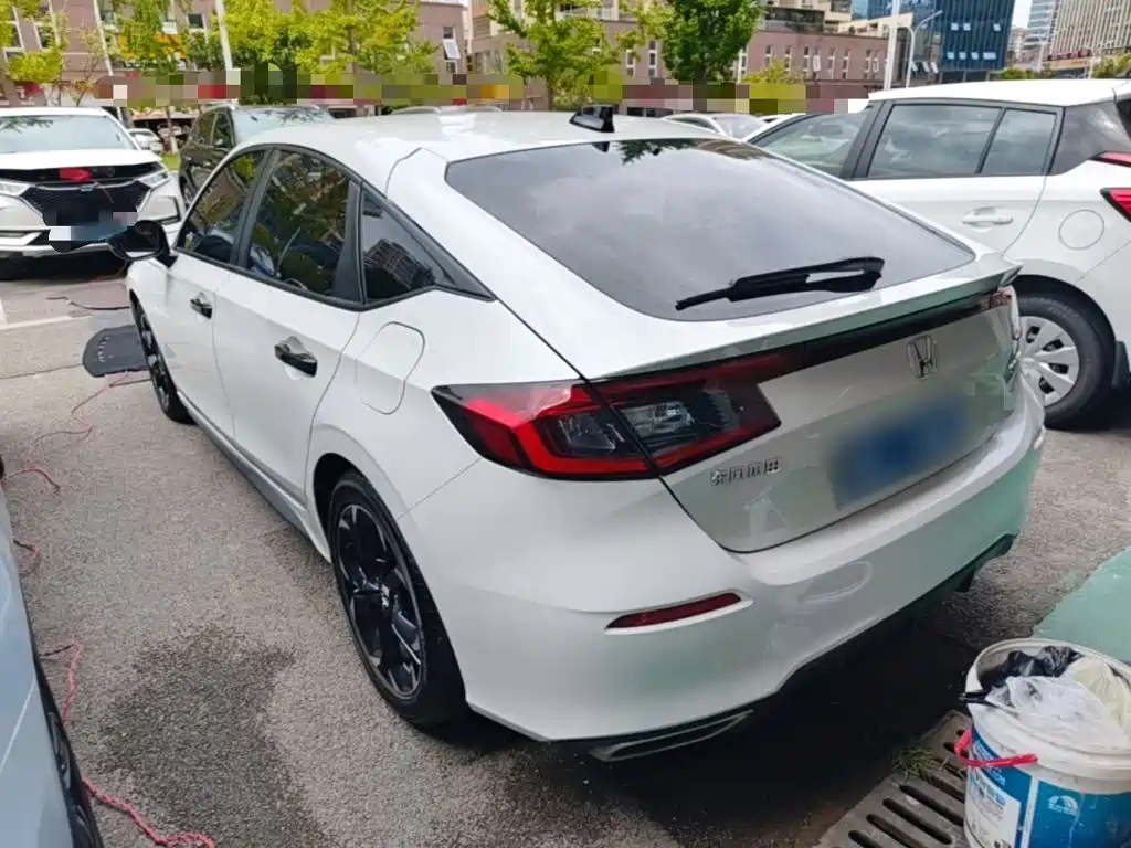 Honda Civic — миниатюра 5