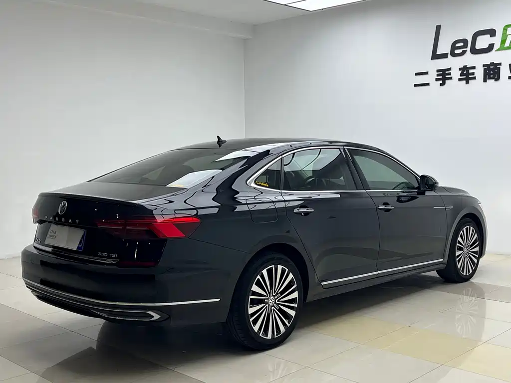 Volkswagen Passat — миниатюра 6