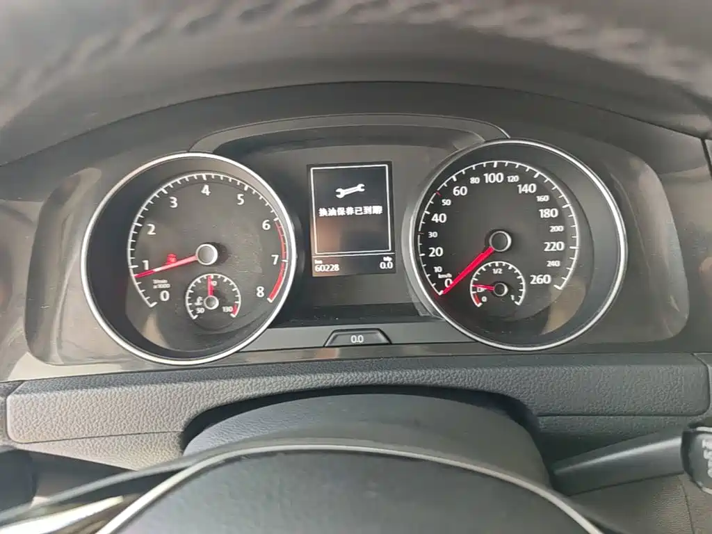 Volkswagen Golf — миниатюра 12