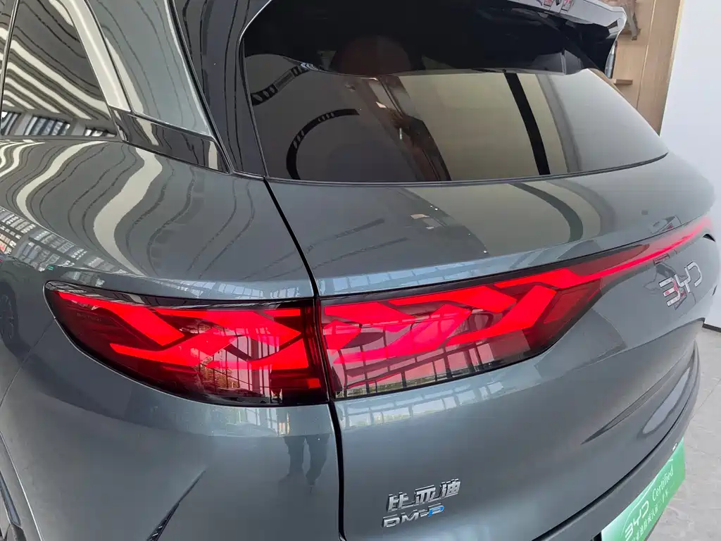BYD Tang L L 2025 DM 175KM