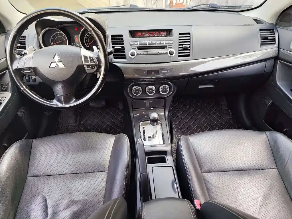 Mitsubishi Lancer EX — миниатюра 4