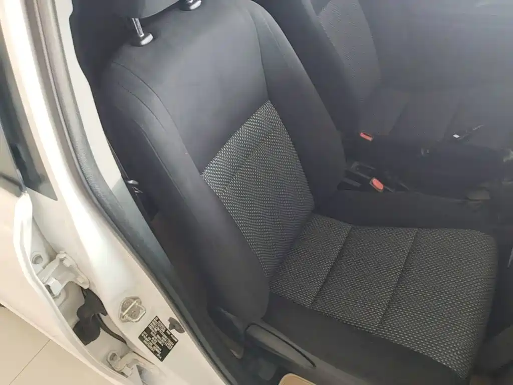 Toyota Vios — миниатюра 25