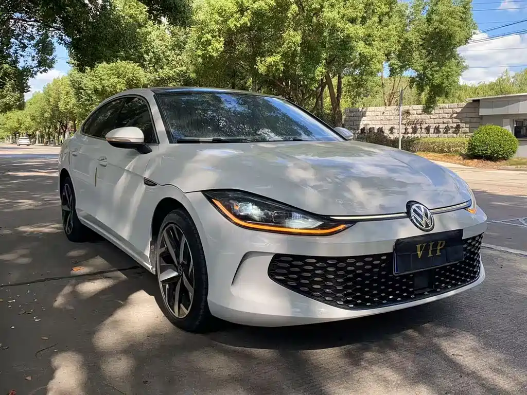 Volkswagen Lamando — миниатюра 2