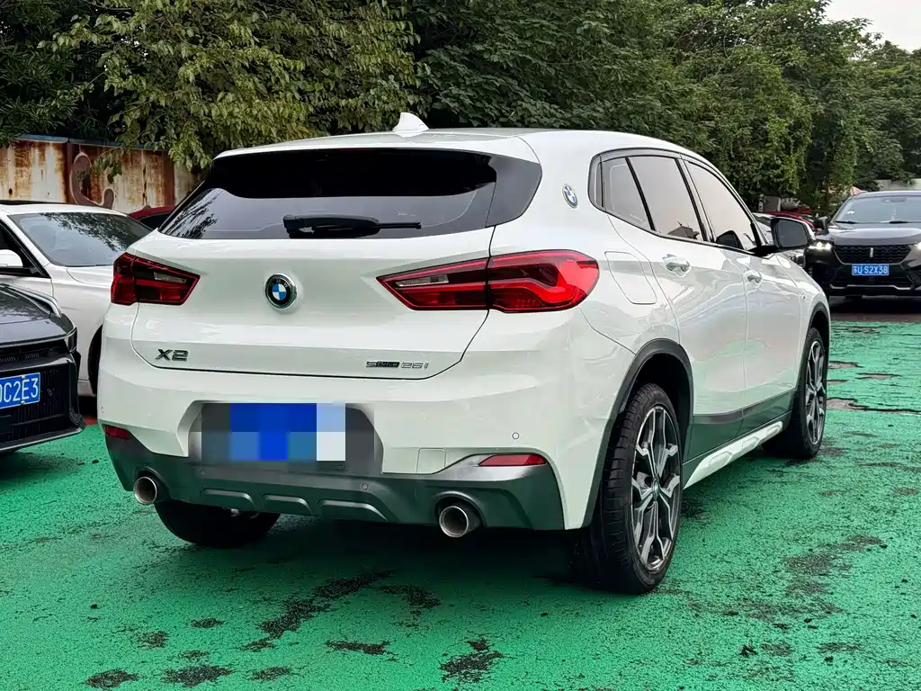 BMW X2 (Import) — миниатюра 5