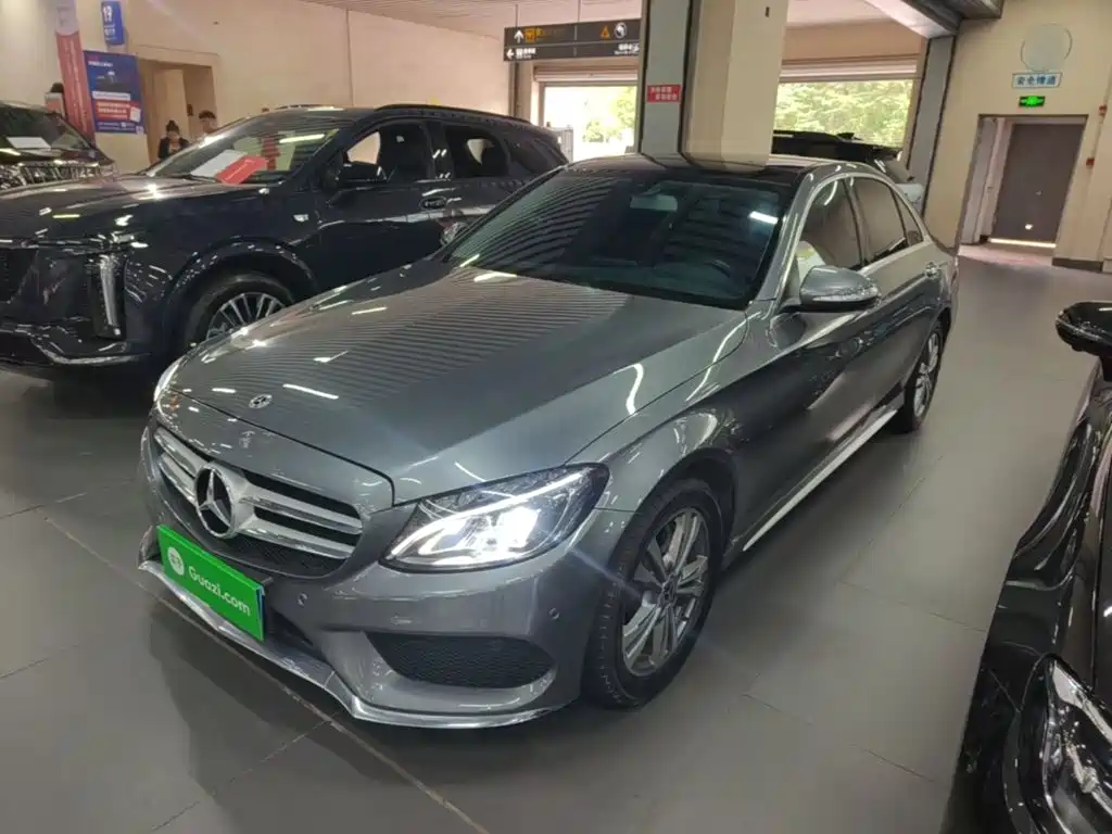 Mercedes-Benz C-Class — миниатюра 2