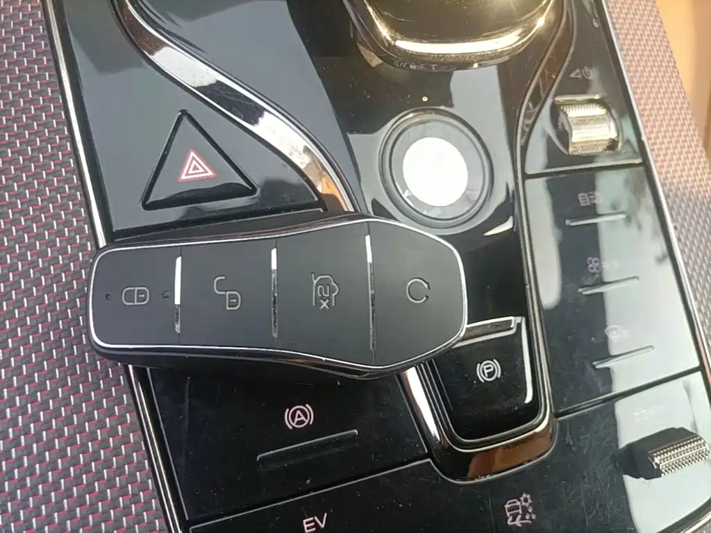 BYD Han — миниатюра 9