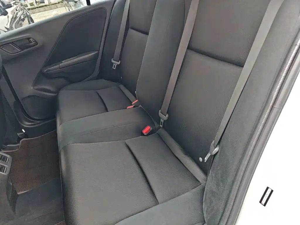 Honda City — миниатюра 17