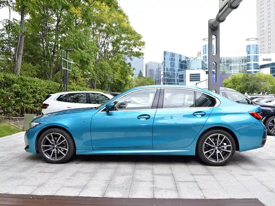 BMW 3 Series — миниатюра 2