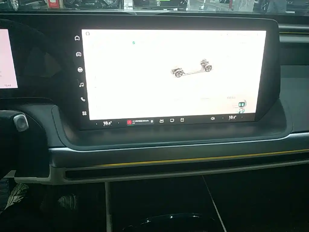 XPeng P7 — миниатюра 13